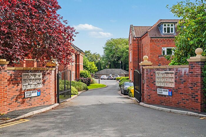 2 Bedroom Flat For Sale In Woodmoor Court, Sandmoor Avenue, Leeds, LS17
