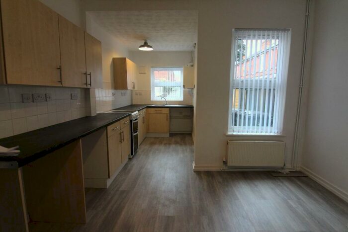 2 Bedroom Terraced House To Rent In Curzon Street, Netherfield, Nottingham, NG4