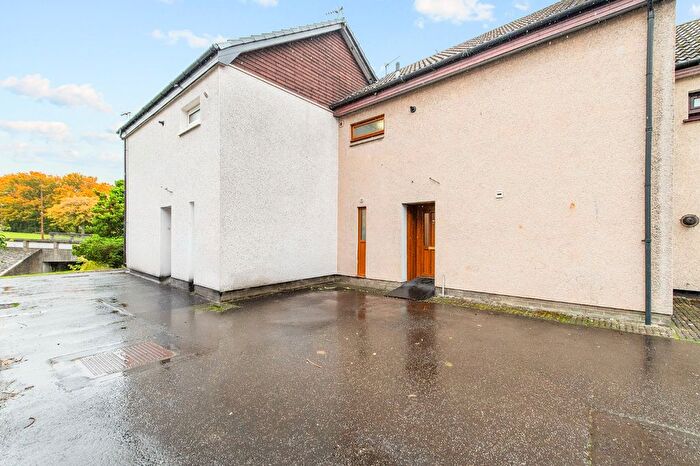 3 Bedroom Terraced House For Sale In Eden Drive, Livingston, EH54