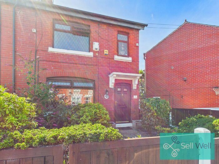 3 Bedroom End Of Terrace House For Sale In Alexandra Road, Walkden, Manchester, M28