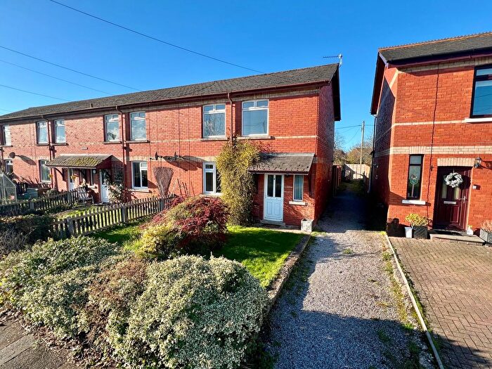 3 Bedroom End Terrace House For Sale In North Villas, Cotford St. Luke, Taunton, TA4