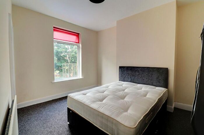 1 Bedroom Property To Rent In Gleadless Road, Sheffield, S2