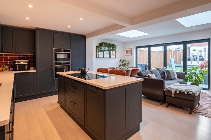 3 Bedroom Terraced House For Sale In Jubilee Avenue, Portsmouth, PO6