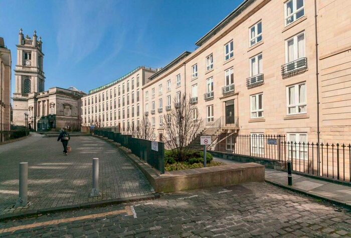 2 Bedroom Flat To Rent In Fettes Row, New Town, EH3