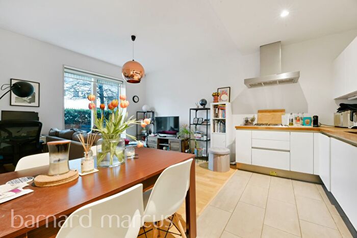 1 Bedroom Flat To Rent In Rayners Road, London, SW15