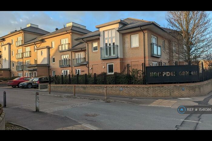 2 Bedroom Flat To Rent In Hampden Gardens, Cambridge, CB1