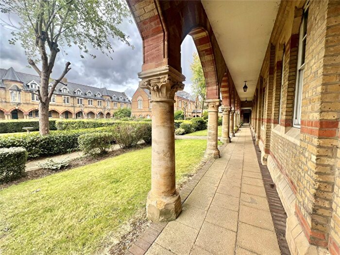 2 Bedroom Flat To Rent In Keele Close, Watford, Hertfordshire, WD24