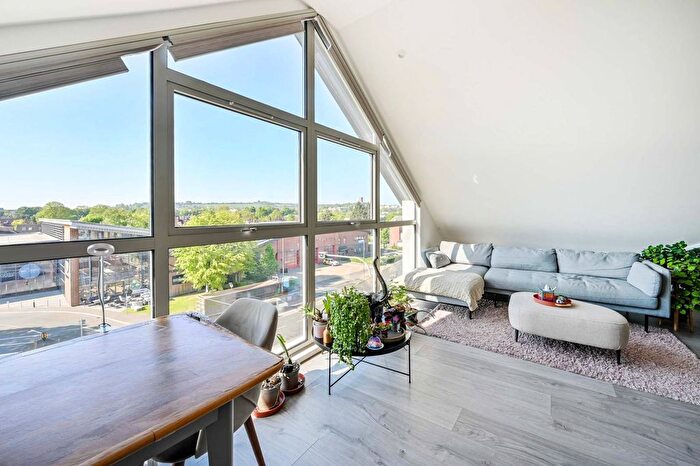 1 Bedroom Flat For Sale In Liongate House, Guildford, GU1