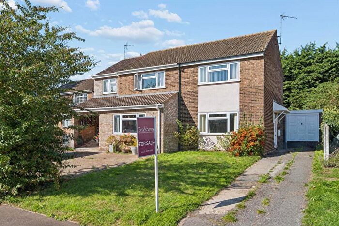 2 Bedroom Semi-Detached House For Sale In Christian Close, Harlington, LU5