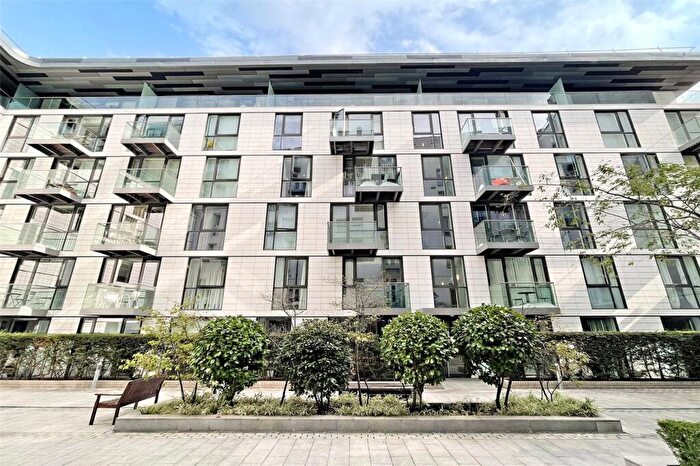 1 Bedroom Flat To Rent In Leman Street, London, E1