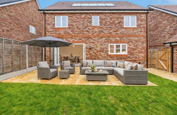 4 Bedroom Detached House For Sale In The Hill, Blunham, Bedford, MK44