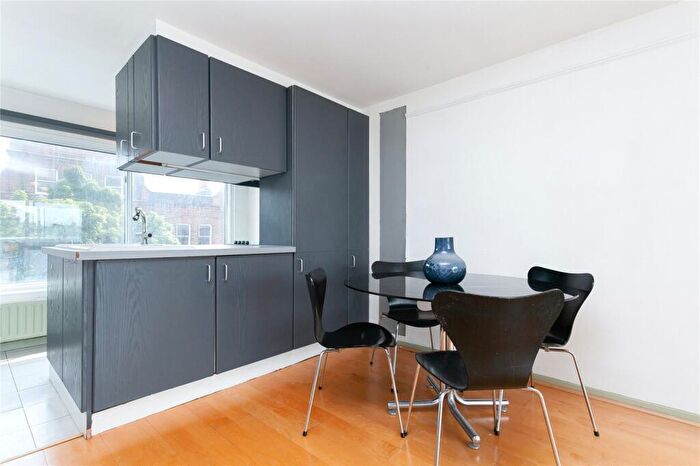 2 Bedroom Flat To Rent In Upper Street, Islington, N1