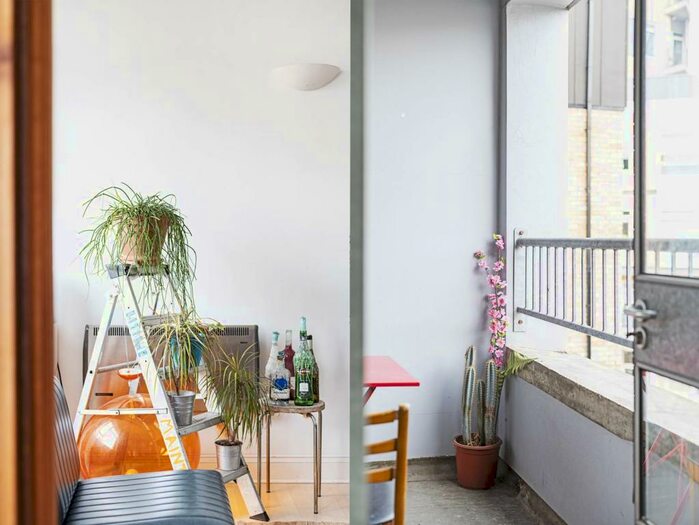 2 Bedroom Flat To Rent In Ellingfort Road, Hackney, London, E8