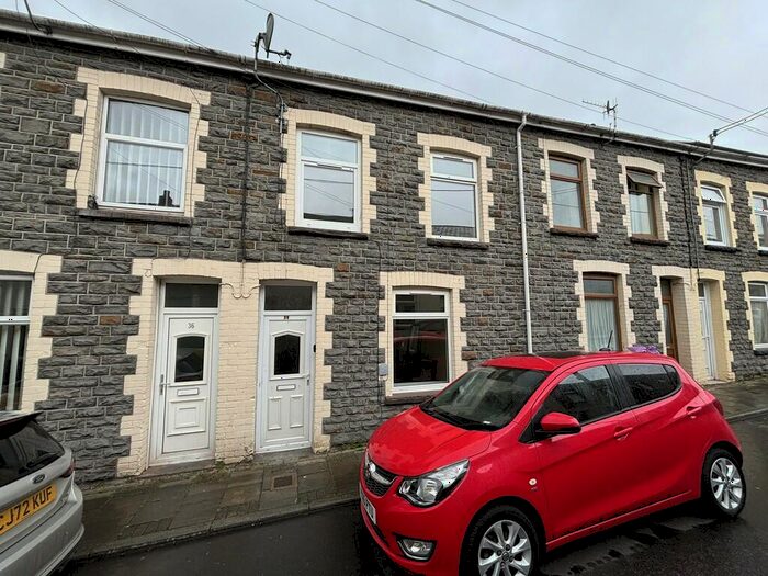 3 Bedroom Terraced House To Rent In Victoria Street, Mountain Ash, CF45