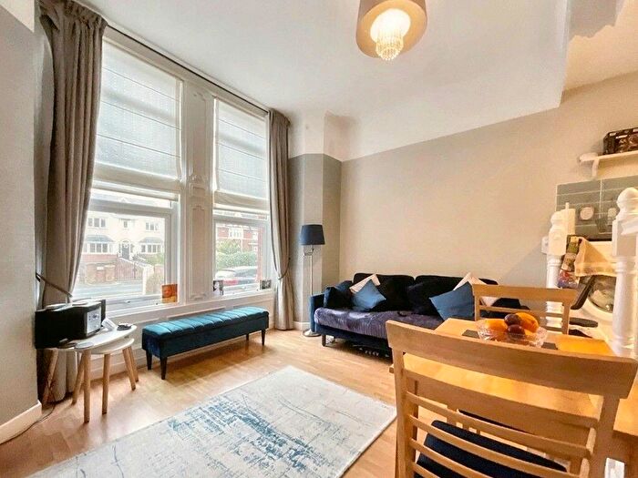 1 Bedroom Flat For Sale In Regent Road, Birkdale, Southport, PR8