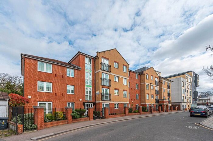 2 Bedroom Flat For Sale In Whitburn Road, Lewisham, London, SE13