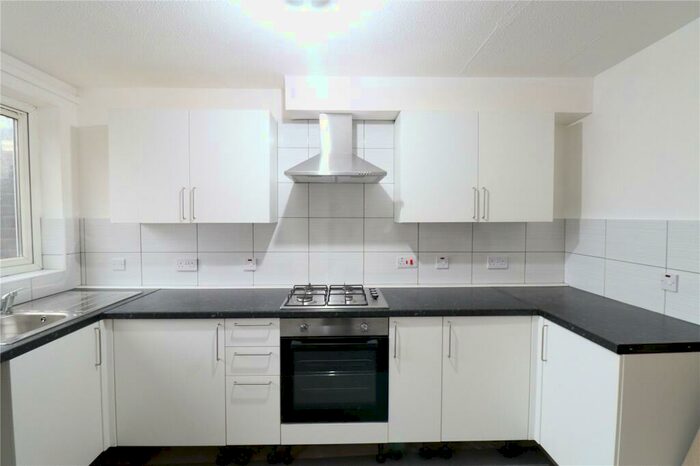 4 Bedroom Terraced House To Rent In Osprey, Great Field, London, NW9