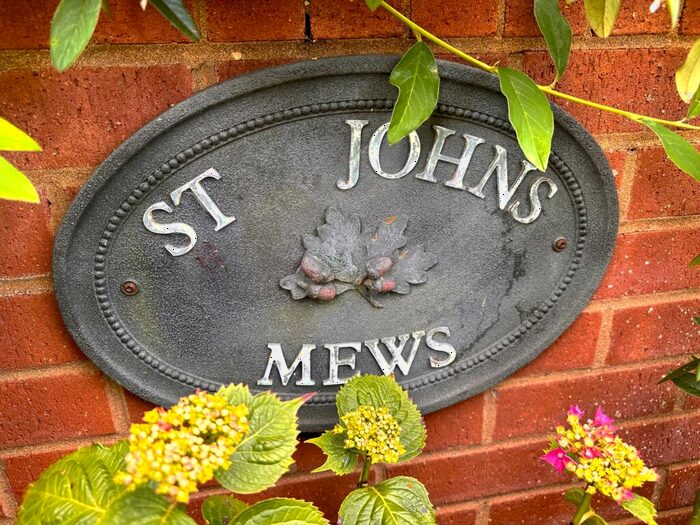 2 Bedroom Semi-Detached Bungalow For Sale In St Johns Farm Mews, Exmouth, EX8