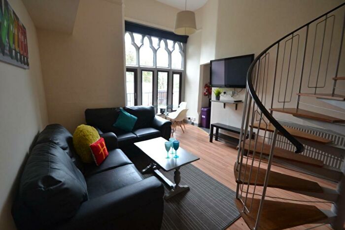 4 Bedroom Flat To Rent In Cromwell Street, Arboretum, Nottingham, NG7