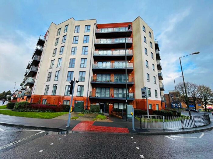 2 Bedroom Apartment To Rent In Town Centre, RH11