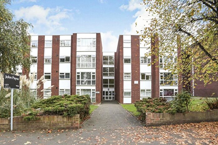 2 Bedroom Flat To Rent In Burnt Ash Hill Lee, SE12