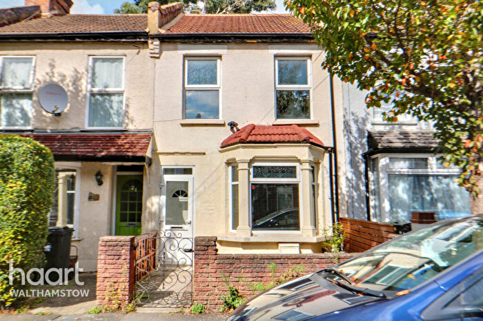 2 Bedroom Terraced House For Sale In Goldsmith Road, Walthamstow, E17