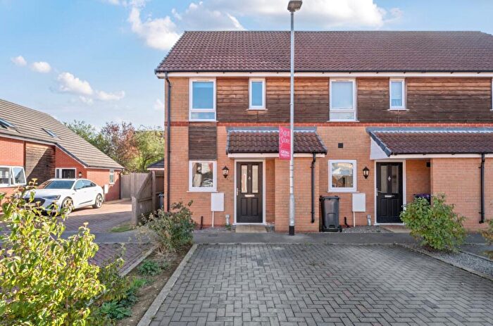 2 Bedroom House For Sale In Cherry Paddocks, Cherry Willingham, LN3