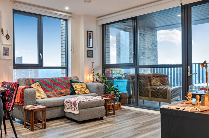 1 Bedroom Flat For Sale In Parkside Avenue, London, SE10