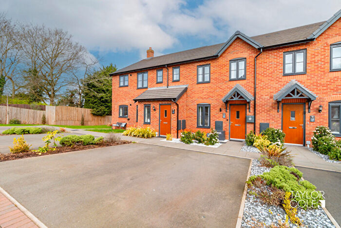 2 Bedroom Mews For Sale In Tame View, Elford, B79