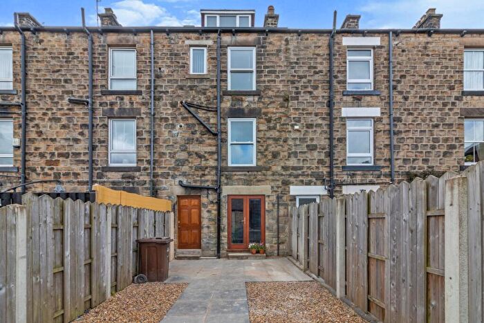 2 Bedroom Apartment To Rent In Miller Street, Deepcar, Sheffield, South Yorkshire, S36