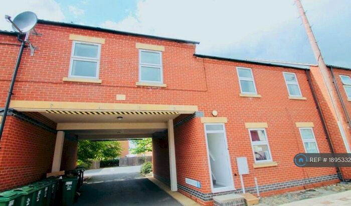 4 Bedroom Flat To Rent In Havelock Street, Loughborough, LE11