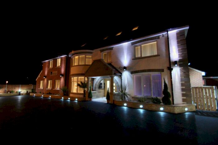 1 Bedroom Apartment To Rent In Hollybank Apartments, Chapel Allerton, Leeds, LS7