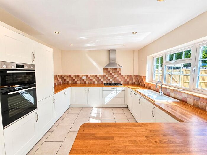 4 Bedroom End Of Terrace House For Sale In Lodge Gardens, Alverstoke, Gosport, PO12