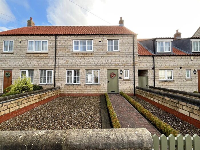 3 Bedroom Property For Sale In Eastgate, Seamer, Scarborough, YO12