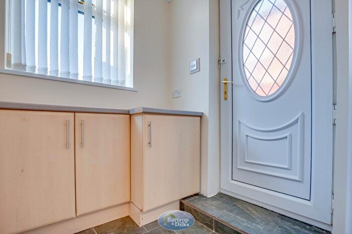 2 Bedroom Semi-Detached House For Sale In Gateford Road, Worksop, S81