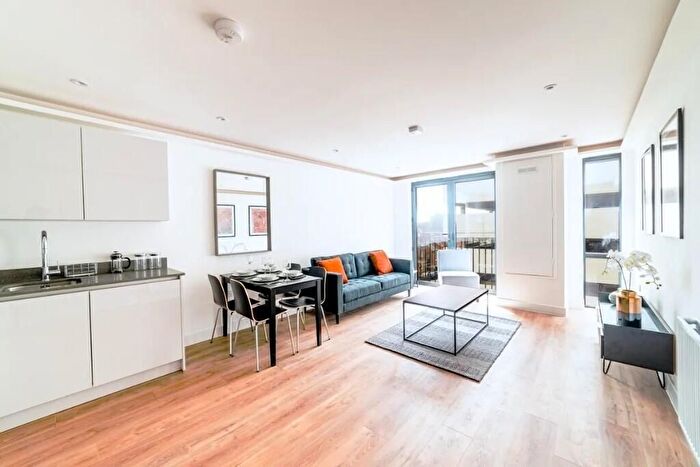 2 Bedroom Flat To Rent In The Residence, Lurke Street, Bedford, MK40