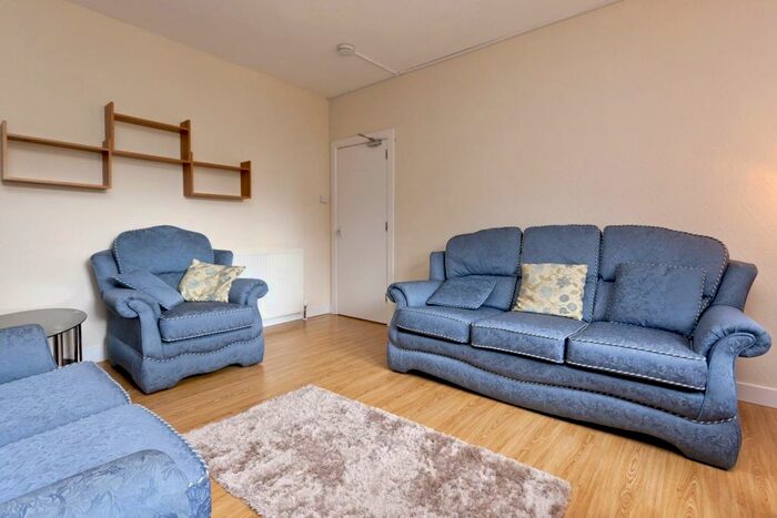 3 Bedroom Flat To Rent In Roslin Street, King Street, Aberdeen, AB24
