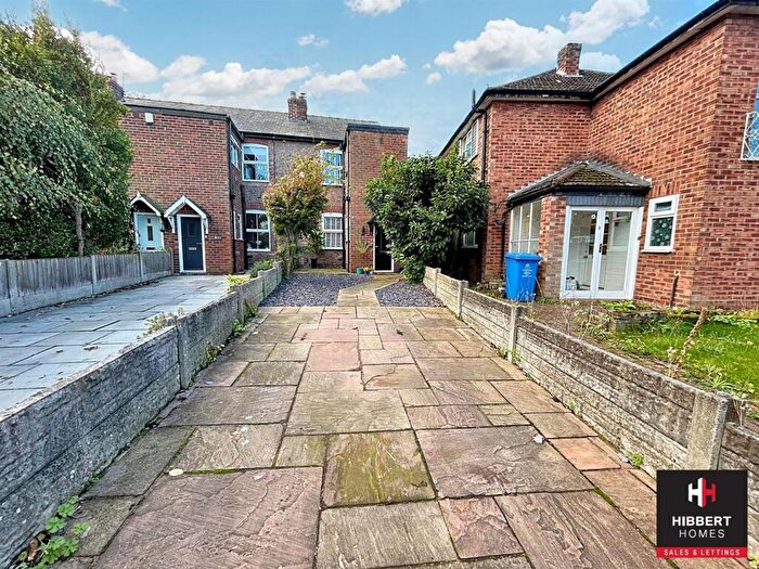 2 Bedroom End Of Terrace House To Rent In Buckfast Road, Sale, M33