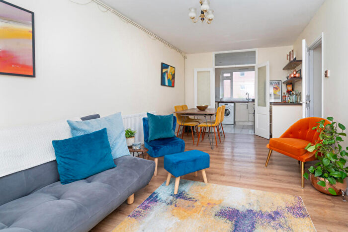 2 Bedroom Apartment For Sale In Harrington Street, London, Camden, NW1