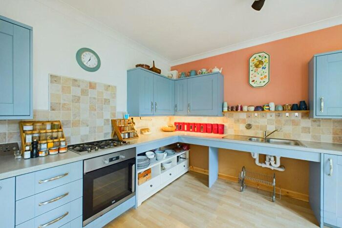4 Bedroom Detached House For Sale In Osmaston Road, Stourbridge, DY8