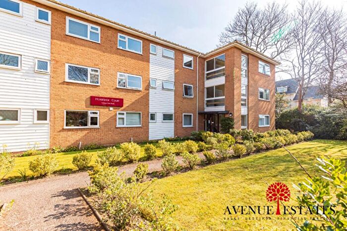 2 Bedroom Flat To Rent In Dean Park Road, Bournemouth, Dorset, BH1