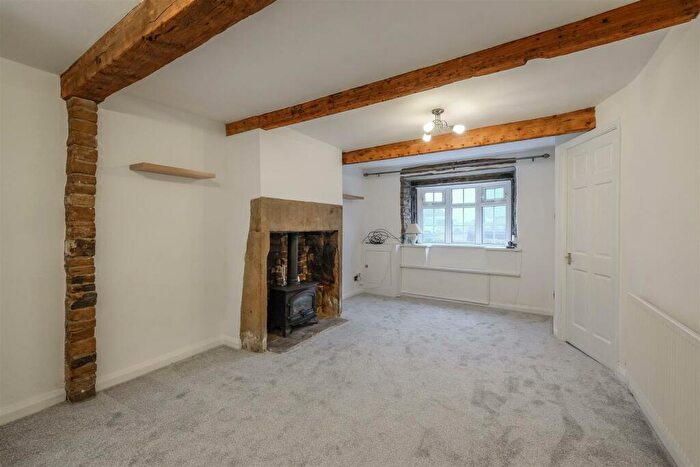 2 Bedroom Cottage For Sale In Warley Town Lane, Warley, Halifax, HX2
