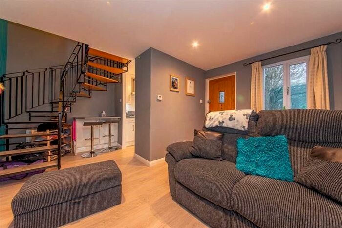 1 Bedroom Terraced House To Rent In Blackberry Walk, RG24