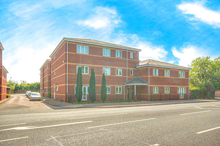 2 Bedroom Flat For Sale In Bristol Road, Quedgeley, Gloucester, GL2