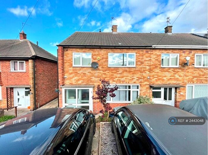3 Bedroom End Of Terrace House To Rent In Lonsdale Road, Leicester, LE4