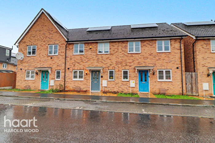 3 Bedroom Terraced House For Sale In Sudbury Close, Harold Hill, RM3