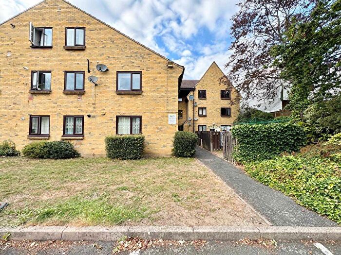 1 Bedroom Flat To Rent In Thornton Heath, CR7