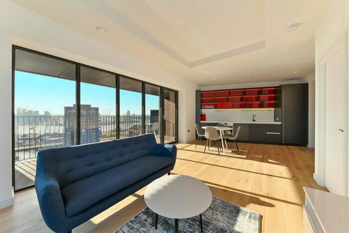 1 Bedroom Flat To Rent In Modena House, London City Island, London, E14