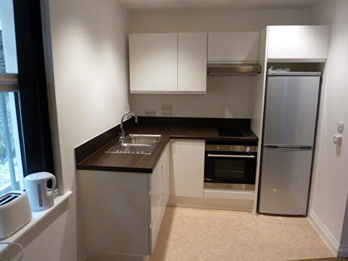 Studio To Rent In Whitefield Terrace, Flat, PL4