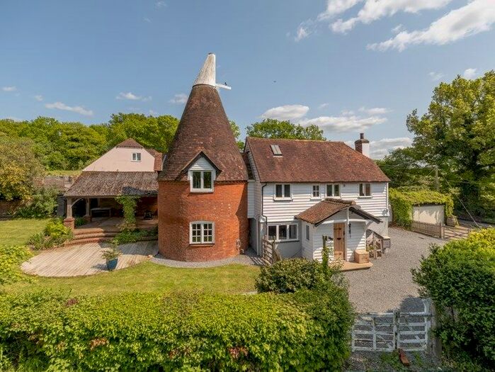 4 Bedroom Detached House For Sale In Haxted Road, Haxted, TN8